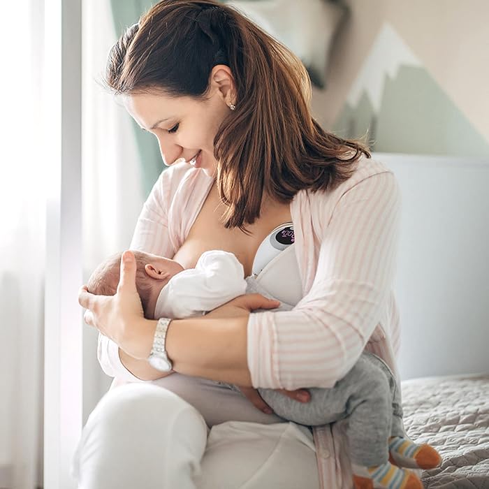 Canadian mom getting breastfeeding support at home
