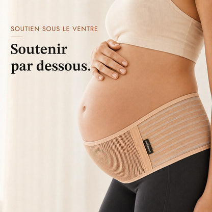 Gros plan sur la ceinture de grossesse Relievoo beige qui soutient le ventre par dessous